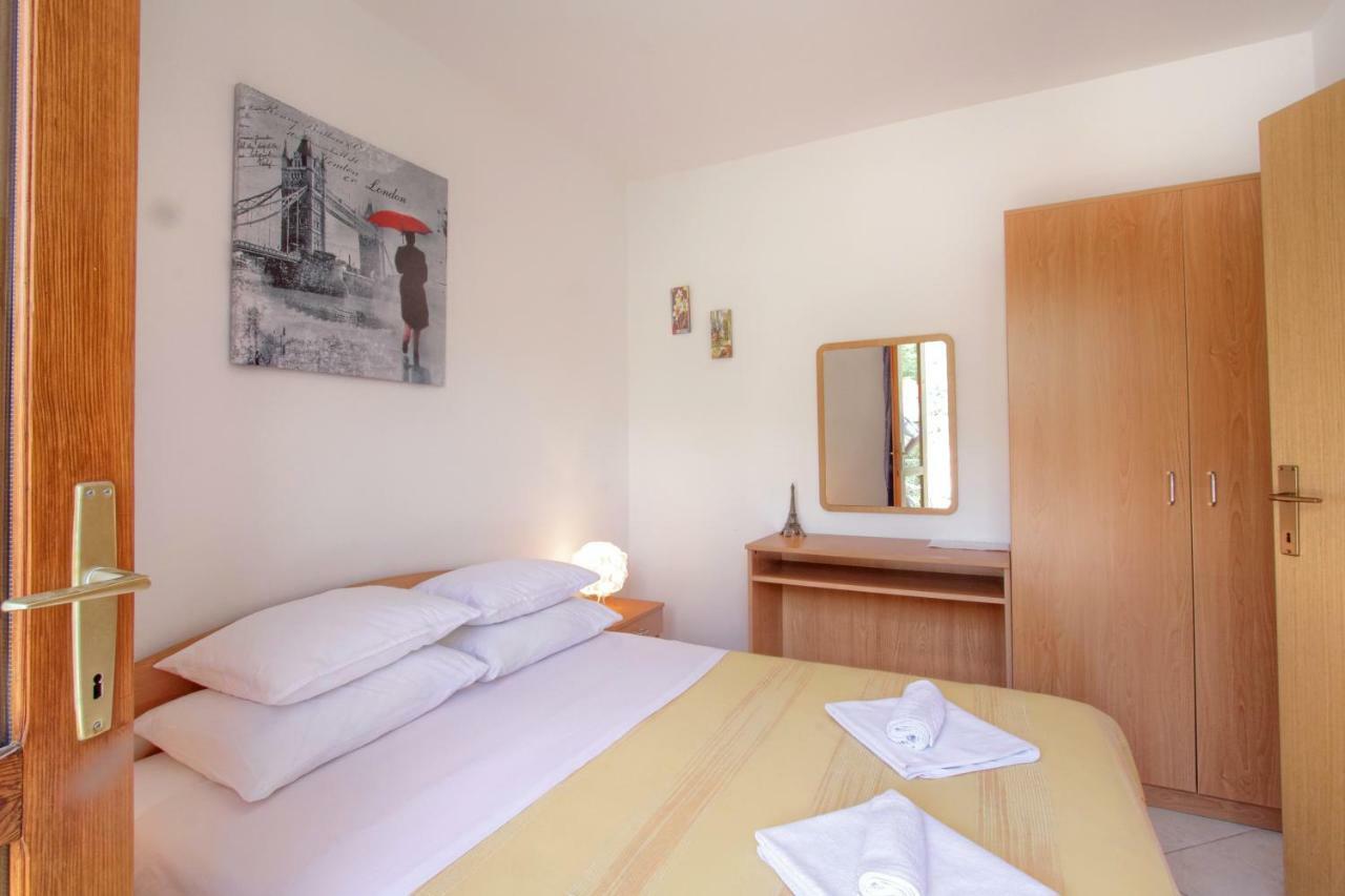 Apartments Nine สลาโน ภายนอก รูปภาพ